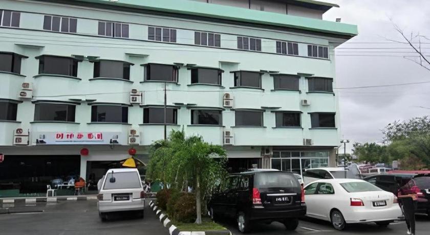 Hotel Hung Hung Kuching Exterior foto